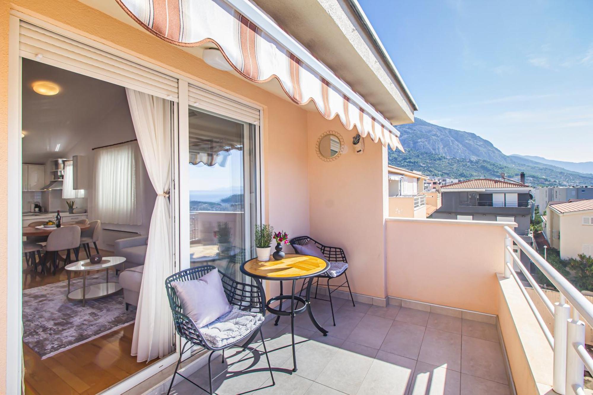 Apartment Anita With Amazing Sea View Makarska Exterior photo