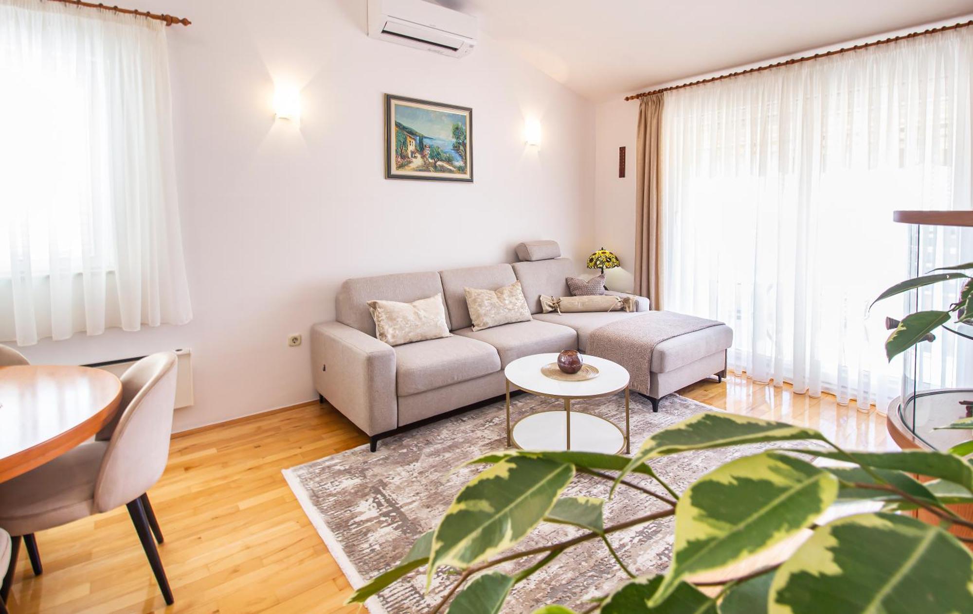 Apartment Anita With Amazing Sea View Makarska Exterior photo