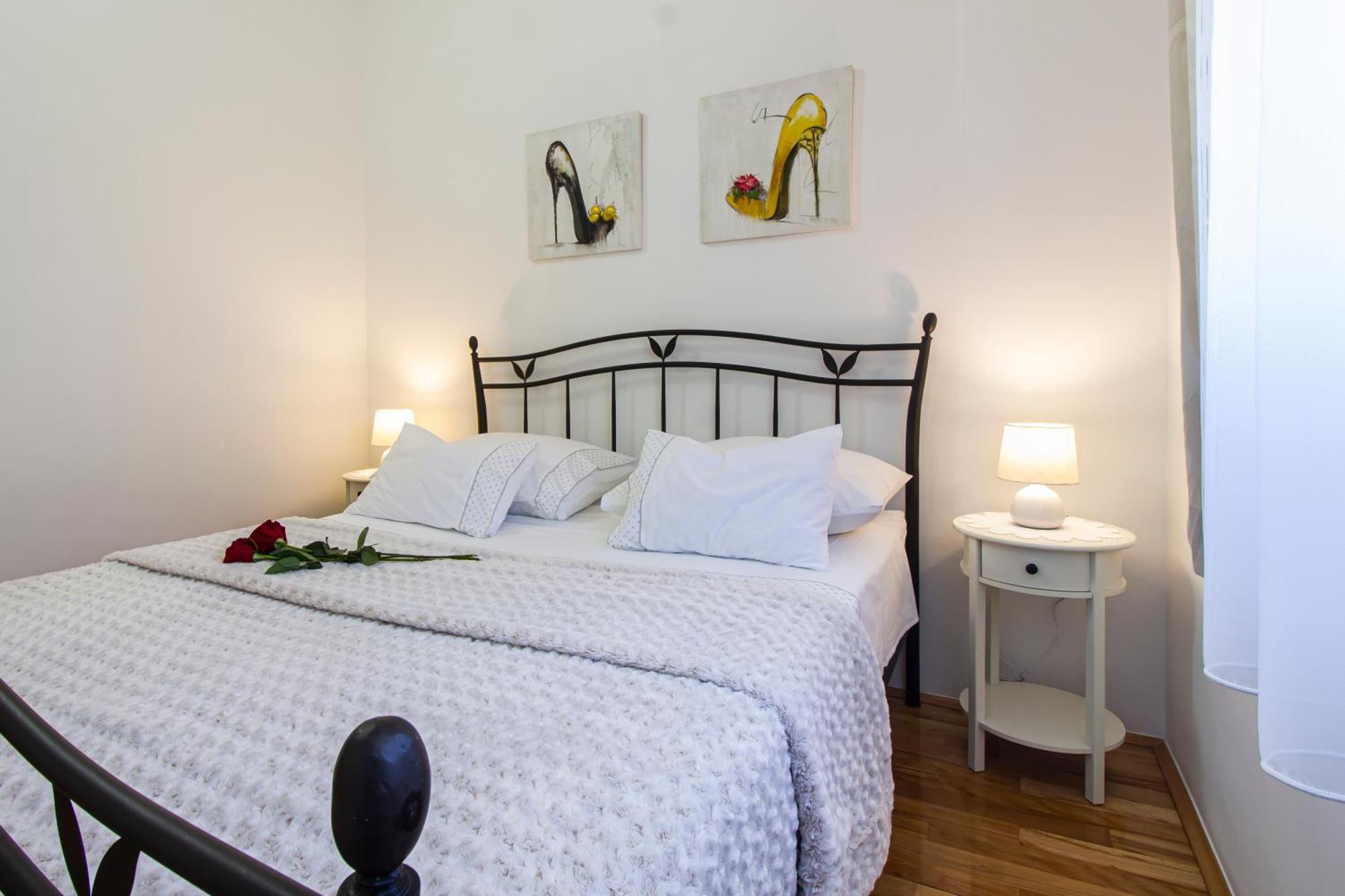 Apartment Anita With Amazing Sea View Makarska Exterior photo
