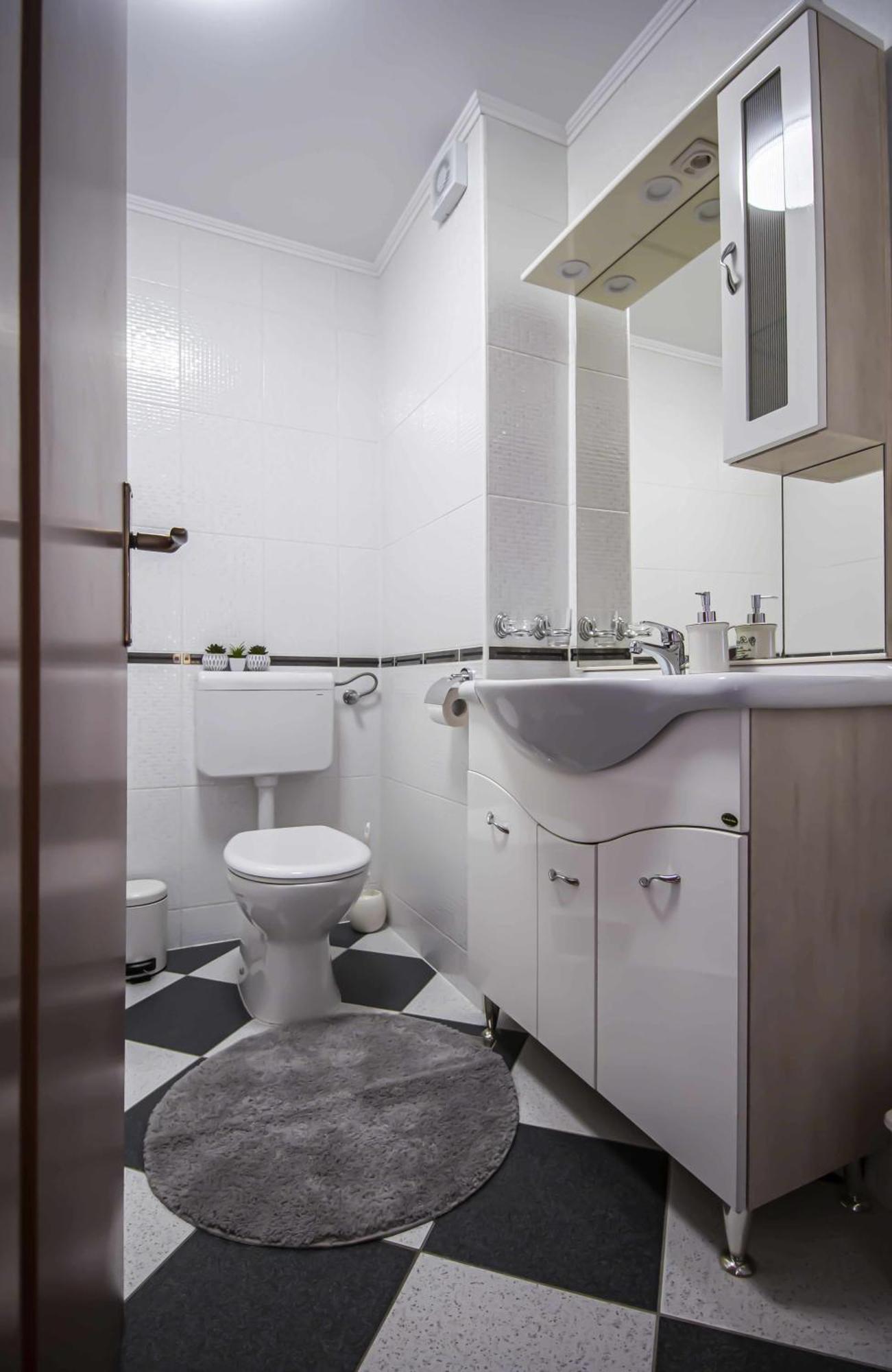 Apartment Anita With Amazing Sea View Makarska Exterior photo